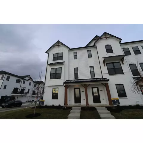 7054 Nine Penny Dr, Brownsburg, IN 46112
