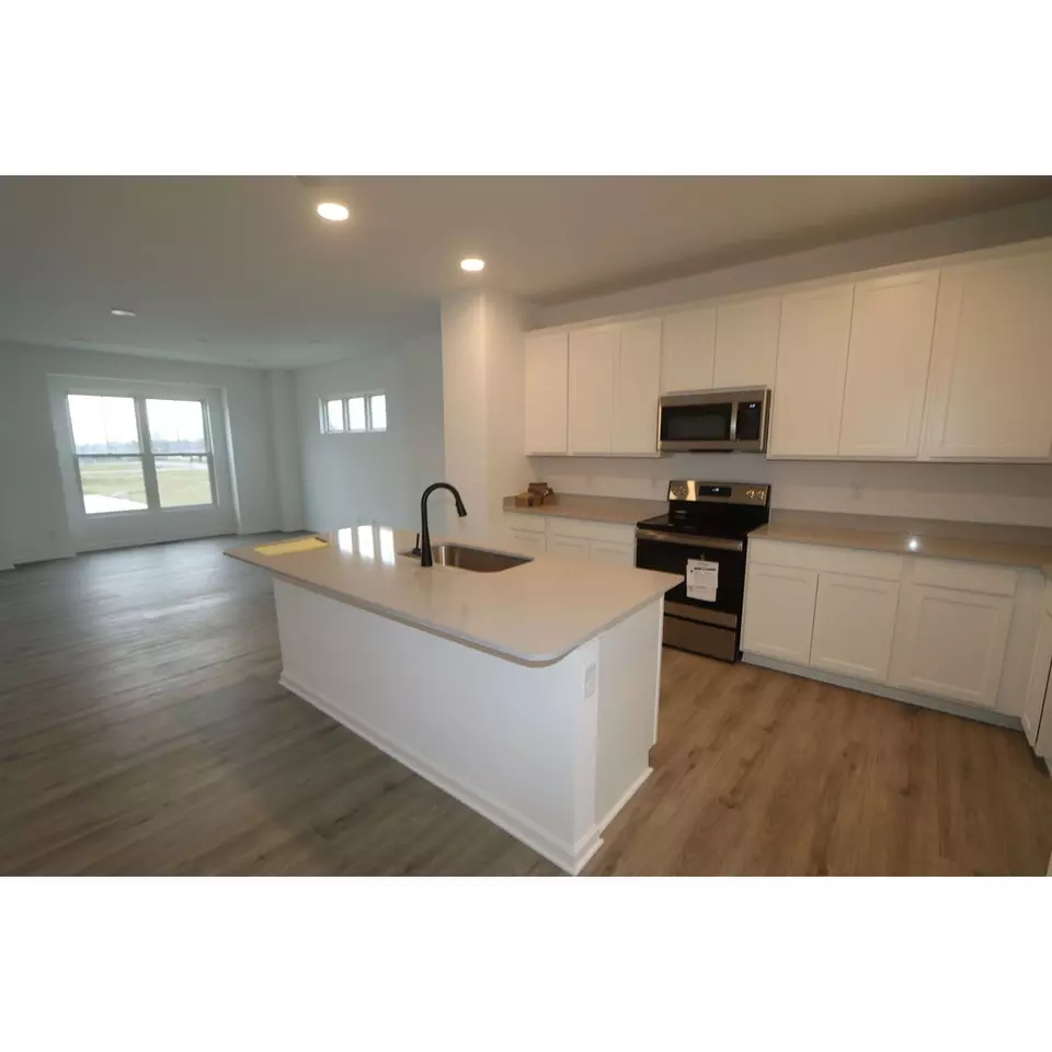  7054 Nine Penny Dr, Brownsburg, IN 46112 photo 6