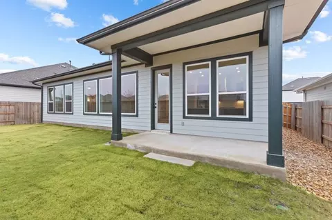 950 Texas Sage Loop, Buda, TX 78610 photo 6