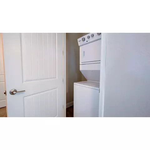 1674 N Blackwood Ave, Clovis, CA 93619 photo 40