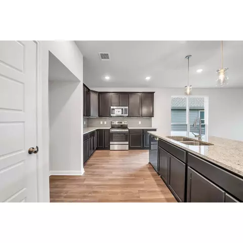 1902 Chief St, Bryan, TX 77807 photo 11