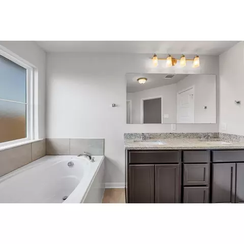 1902 Chief St, Bryan, TX 77807 photo 31