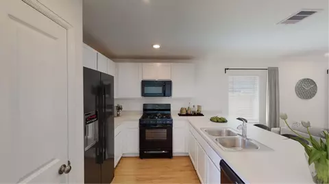 5305 Samuel Run, Bryan, TX 77807 photo 2