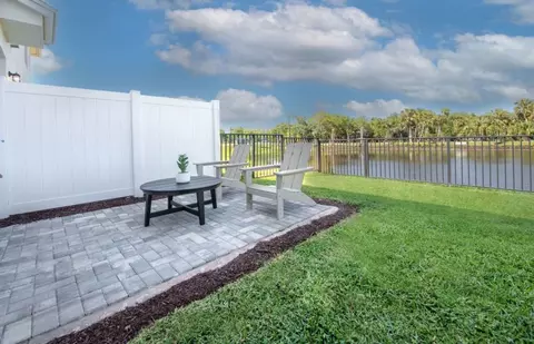 Exterior - 284 SW Sally Way, Stuart, FL 34997 photo 2 of 3