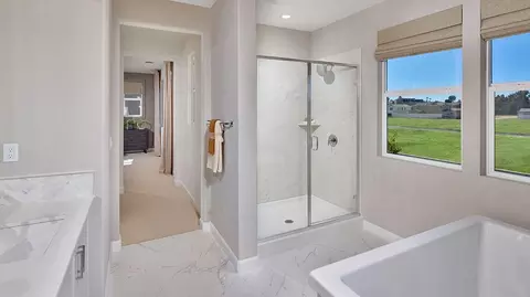 Bath - 108 Arlow Way, Oceanside, CA 92057 photo 2 of 3