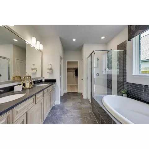 Bath - 13151 Soaring Forest Dr, Conroe, TX 77302 photo 1 of 4