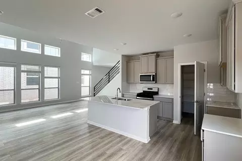 640 Backstays Loop, Kyle, TX 78640 photo 5