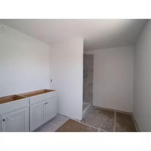 Bath - 12776 Castle Oaks Dr, Hudson, FL 34669 photo 1 of 1