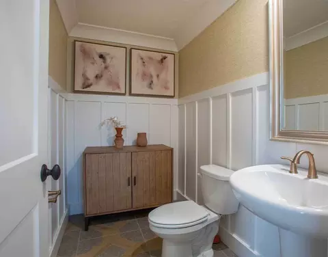 Bath - 2453 Cinnabar Dr, Fairfield, CA 94533 photo 1 of 7