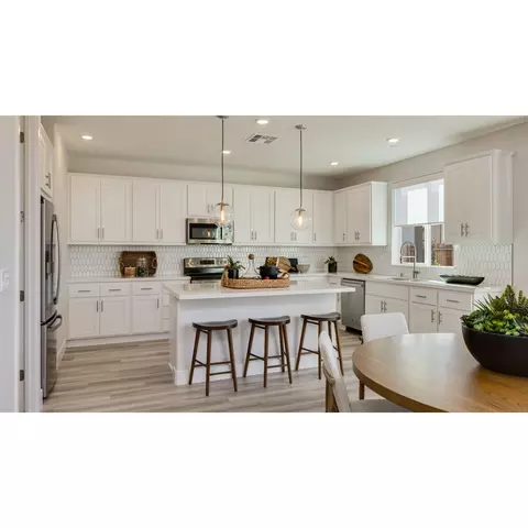 Kitchen - 1718 Tornillo Ave, Manteca, CA 95337 photo 1 of 4