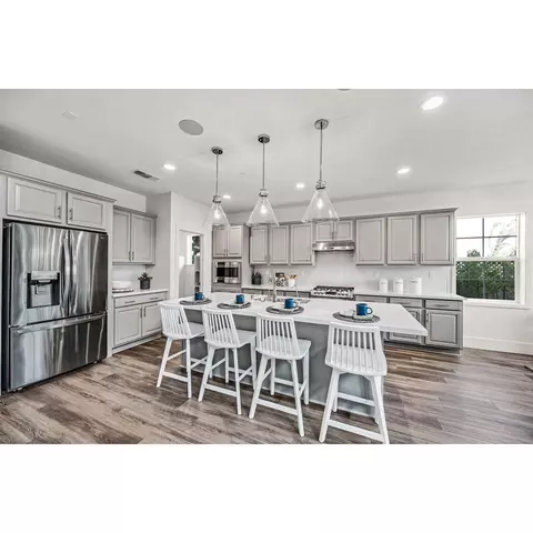 3248 Jake St, Tracy, CA 95377 photo 2