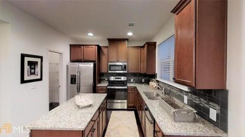 7749 Squire Ct, Fairburn, GA 30213 photo 12