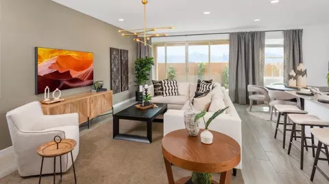 656 S Longspur Ln, Gilbert, AZ 85296 photo 6