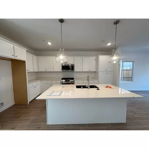 1259 Plum Tree Ave, Clovis, CA 93619 photo 3