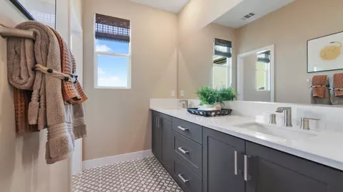 116 Restore, Irvine, CA 92618 photo 8