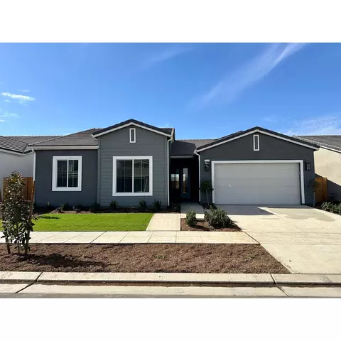 2224 N Russell Ave, Clovis, CA 93619 photo 1