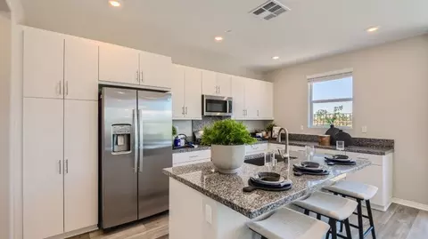 30075 Sunset Pier Dr, Menifee, CA 92584 photo 2