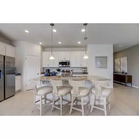 Kitchen - 426 Shoreview Sands Ave, Mascotte, FL 34753 photo 1 of 2