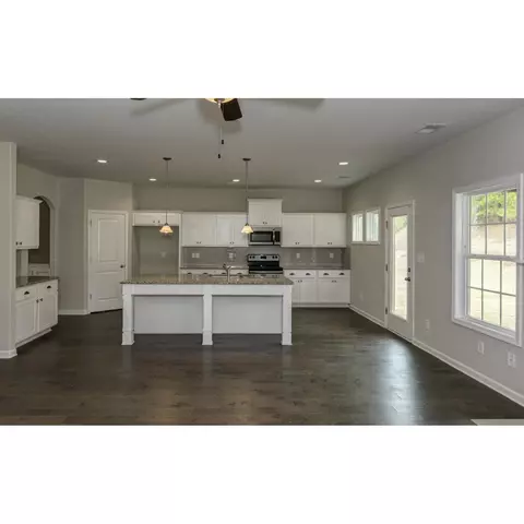 Kitchen - 4437 Cornwall Dr, Forsyth, GA 31029 photo 2 of 6