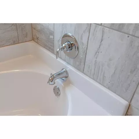 Bath - 4437 Cornwall Dr, Forsyth, GA 31029 photo 3 of 7
