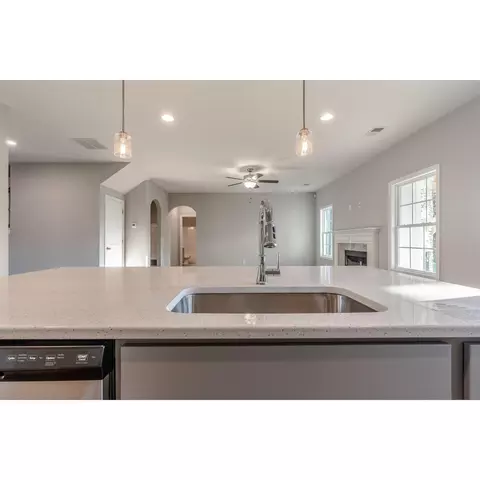 Kitchen - 4437 Cornwall Dr, Forsyth, GA 31029 photo 3 of 6