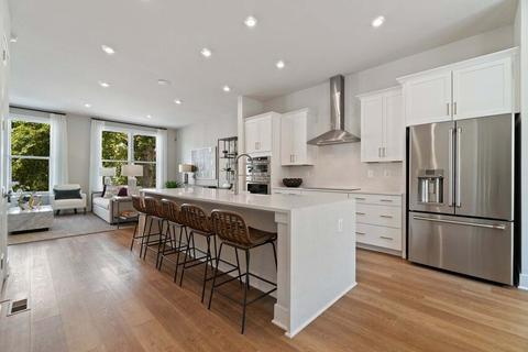 2473 Liberty Loop, Herndon, VA 20171 photo 6