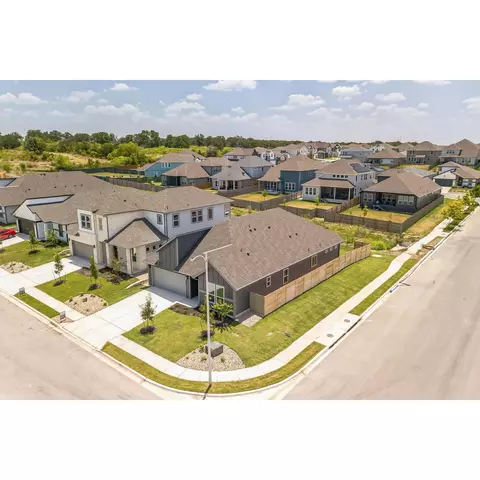 9301 Gladsome Path, Manor, TX 78653 photo 18