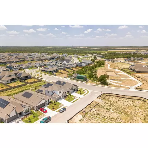 9301 Gladsome Path, Manor, TX 78653 photo 14
