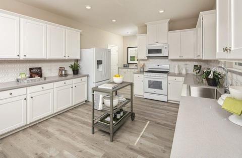 3305 E Mary Ave, Visalia, CA 93292 photo 18