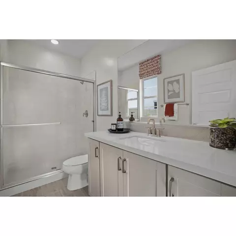 Bath - 9232 E Spiral Dr, Mesa, AZ 85212 photo 3 of 3