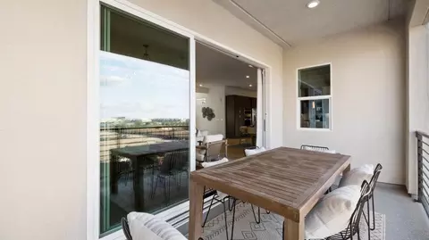 366 Merit, Irvine, CA 92618 photo 22