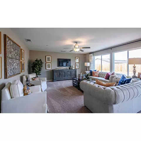Living - 1352 Eagle Ridge Dr, Merced, CA 95348 photo 1 of 5