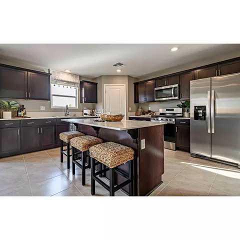 Kitchen - 1352 Eagle Ridge Dr, Merced, CA 95348 photo 1 of 3