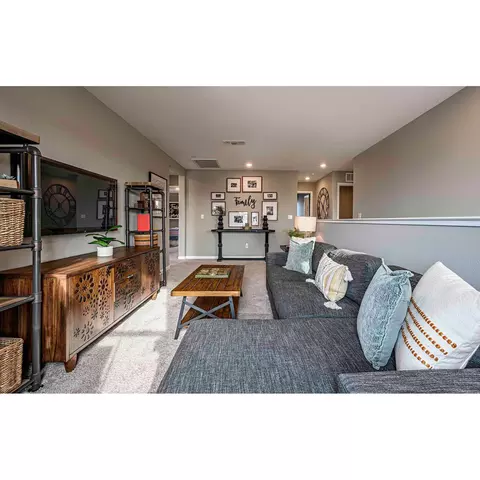 Living - 1352 Eagle Ridge Dr, Merced, CA 95348 photo 5 of 5