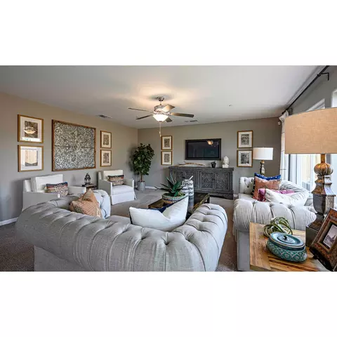 Living - 1352 Eagle Ridge Dr, Merced, CA 95348 photo 3 of 5