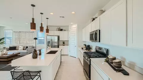 3214 N 98th Ln, Phoenix, AZ 85037 photo 4