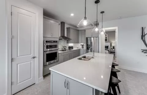 5831 Silverside Pine Ct, Lakewood Ranch, FL 34211 photo 6