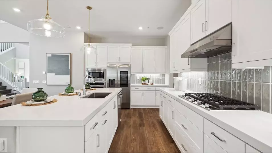 Kitchen - 24480 Via Cobija, Santa Clarita, CA 91354 photo 5 of 6