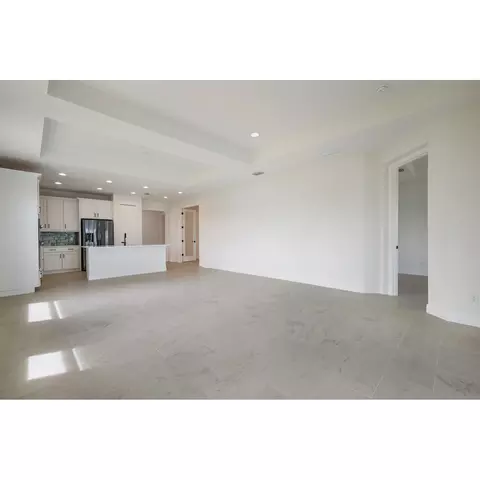 131 Okeeffe, Bradenton, FL 34212 photo 9
