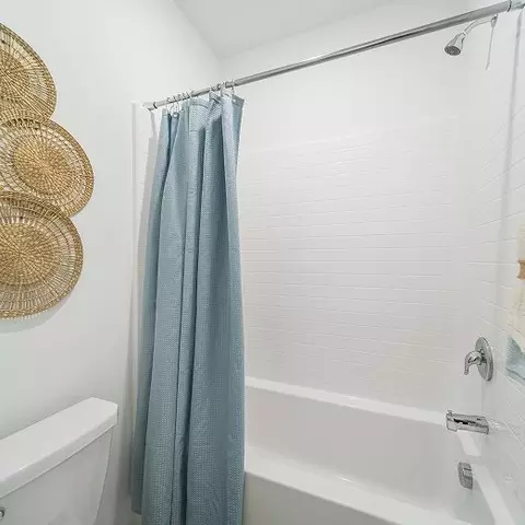 Bath - 27451 Two Cellos Way, Menifee, CA 92585 photo 4 of 4