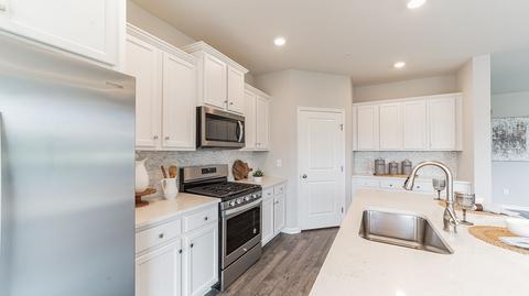 11 Avalon Ln, Jackson, NJ 08527 photo 6