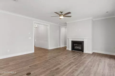 Living - 239 Sailor Sky Way, Hampstead, NC 28443 photo 2 of 4