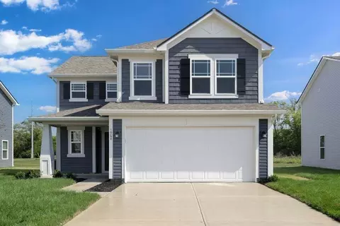 1964 Black Oak Dr, Shelbyville, IN 46176