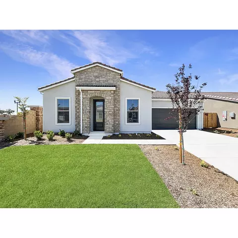 1094 Granite Dr W, Madera, CA 93636 photo 1