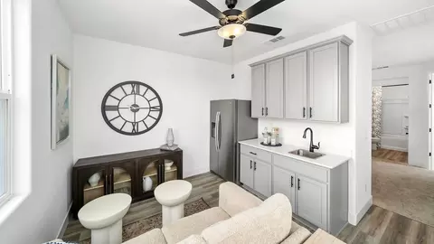 Entry Way - 752 Stephanie Dr, Merced, CA 95348 photo 2 of 2