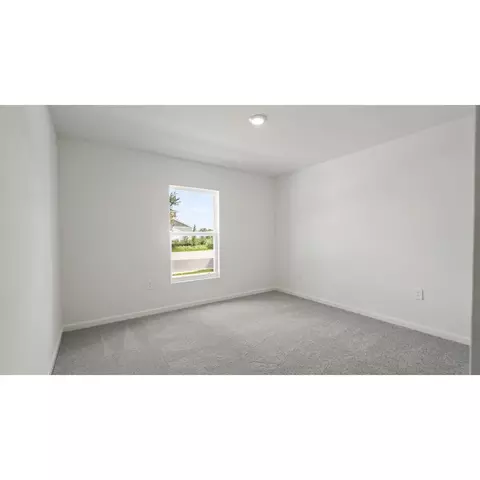 Bedroom - 2014 Lasso Loop, Eagle Lake, FL 33839 photo 3 of 4