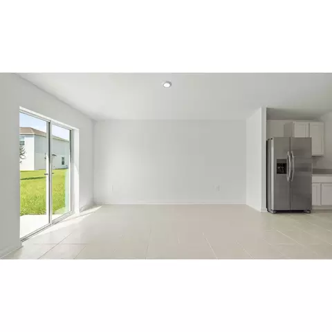 Living - 2014 Lasso Loop, Eagle Lake, FL 33839 photo 2 of 2