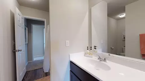 Bath - 108 Terrence Dr, Beebe, AR 72012 photo 2 of 3