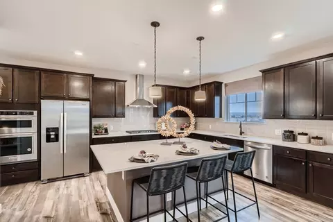 Kitchen - 27885 E Indore Dr, Aurora, CO 80016 photo 1 of 3