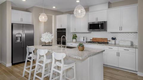 41102 Harvey Mudd Dr, Palm Desert, CA 92211 photo 2